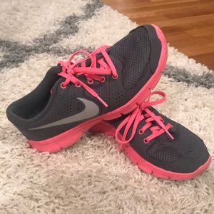 Women’s Nike running shoes Size 8